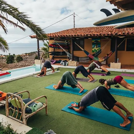 Surf House Hostel