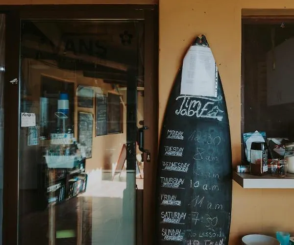 Surf House * カジャオ・サルバヘ