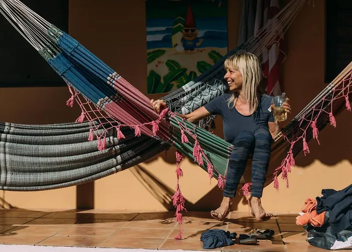 Hostel Surf House Callao Salvaje