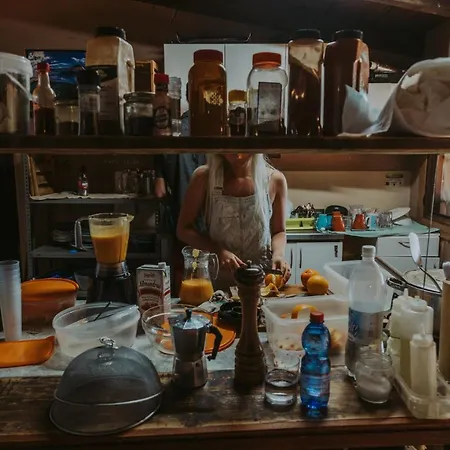 Хостел Surf House *