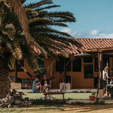 Surf House *
